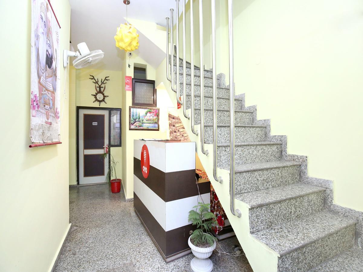 Oyo 12038 Hotel Alishan Chandīgarh Екстериор снимка