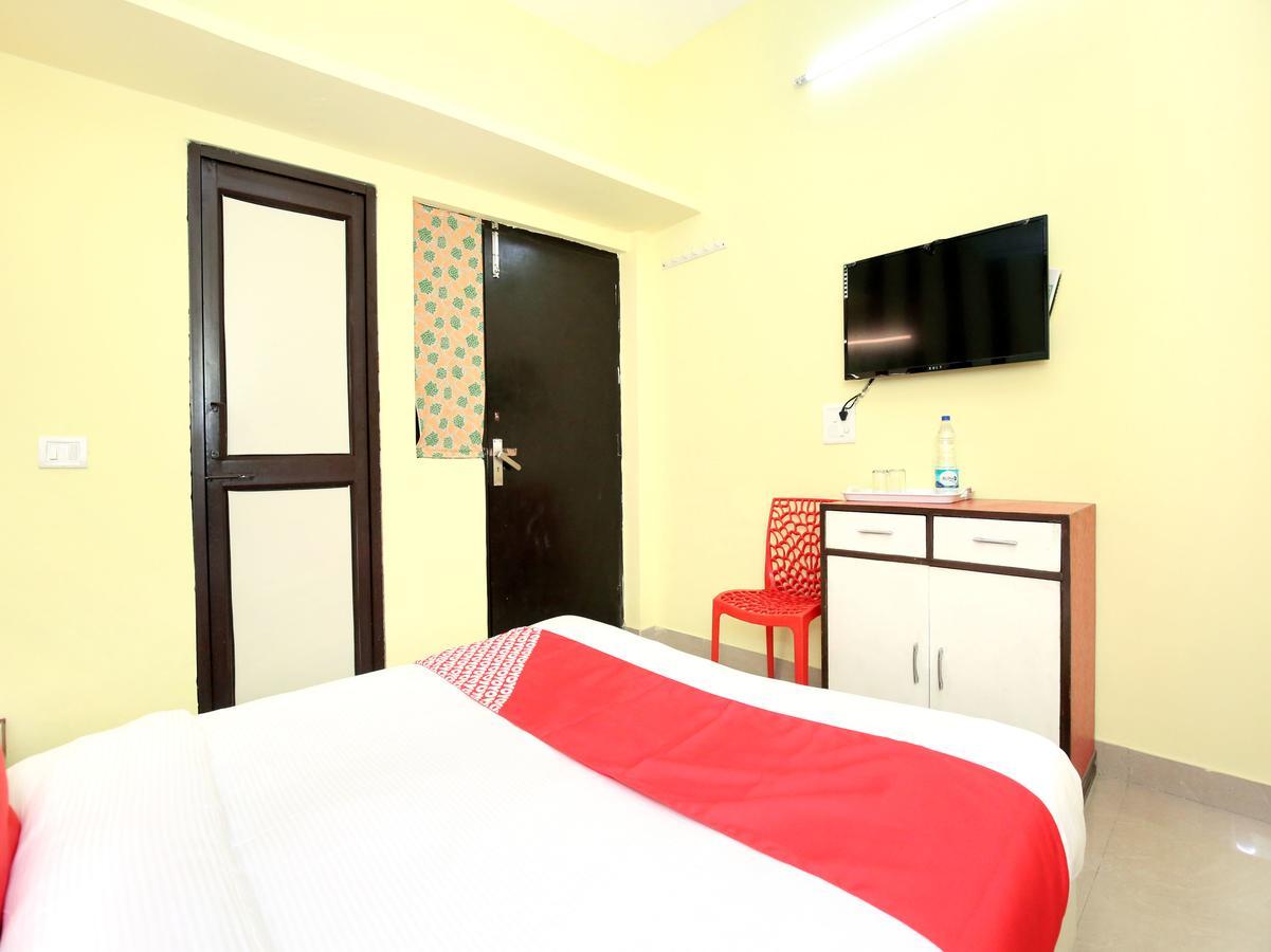 Oyo 12038 Hotel Alishan Chandīgarh Екстериор снимка