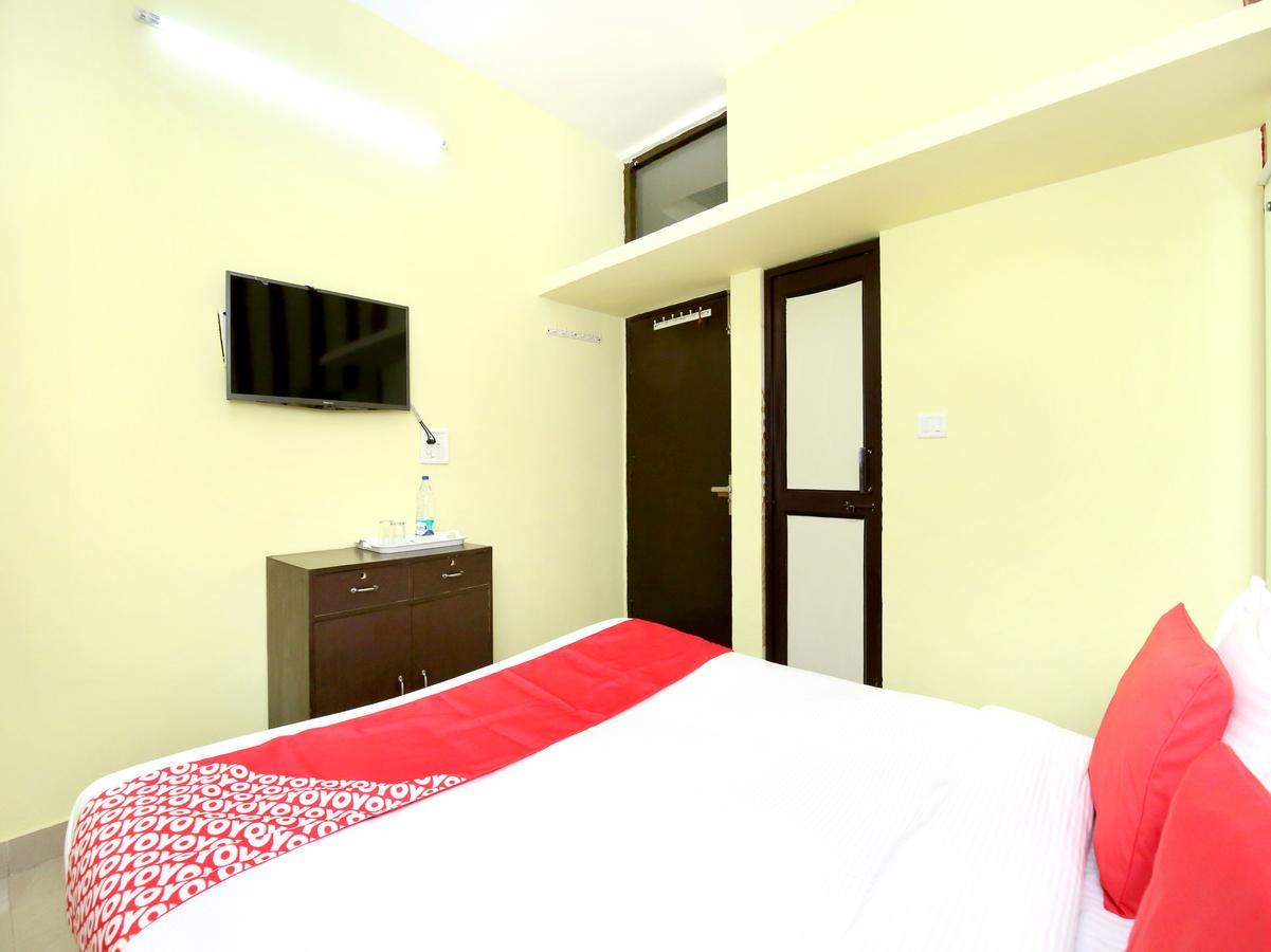 Oyo 12038 Hotel Alishan Chandīgarh Екстериор снимка