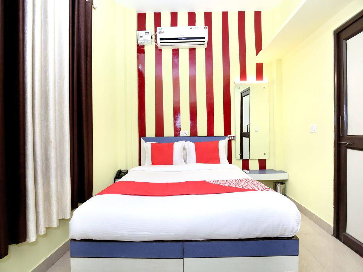 Oyo 12038 Hotel Alishan Chandīgarh Екстериор снимка